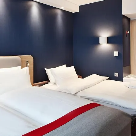 Hotel Express - By Ihg Darmstadt