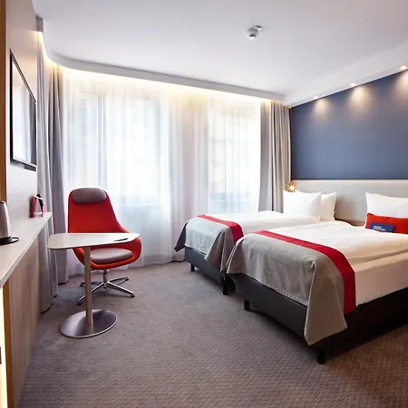 Express - By Ihg Hotel Darmstadt