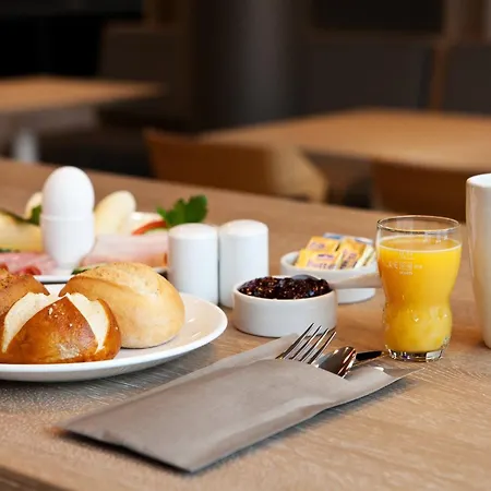 Hotel Express - By Ihg Darmstadt