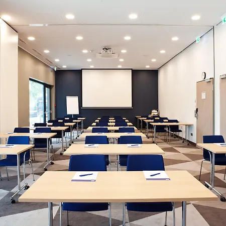 Express - By Ihg Hotel