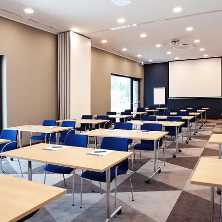 Express - By Ihg Szálloda