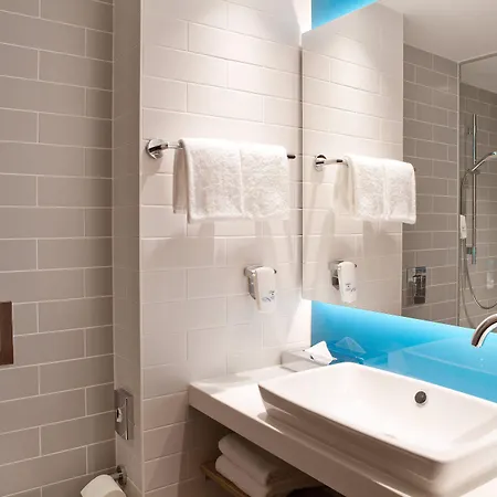 Hotel Express - By Ihg 3*