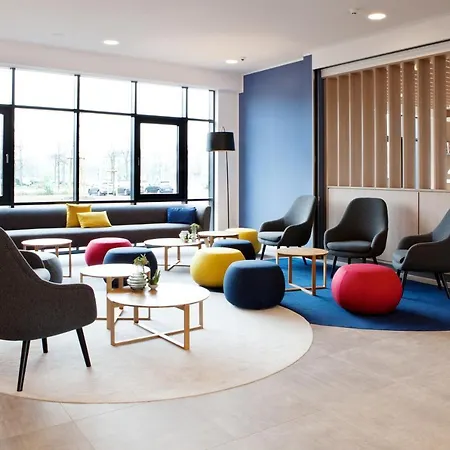 Express - By Ihg Hotel 3*