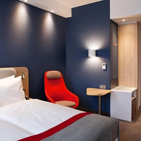 Express - By Ihg Darmstadt