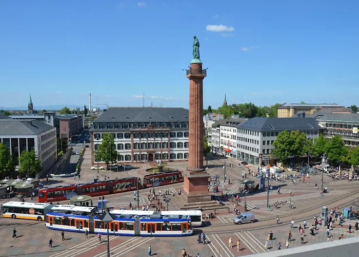 Express - By Ihg فندق دارمشتاد