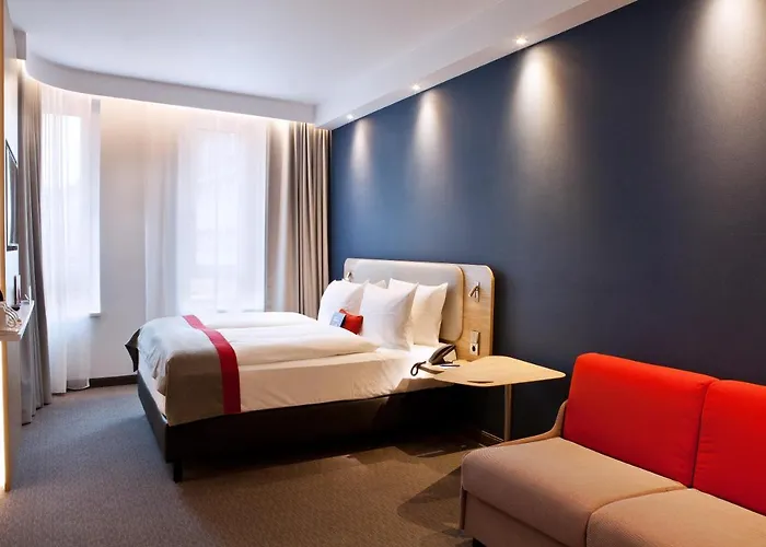 Express - By Ihg فندق