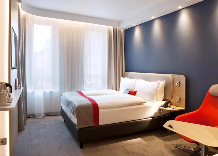 فندق Express - By Ihg 3*