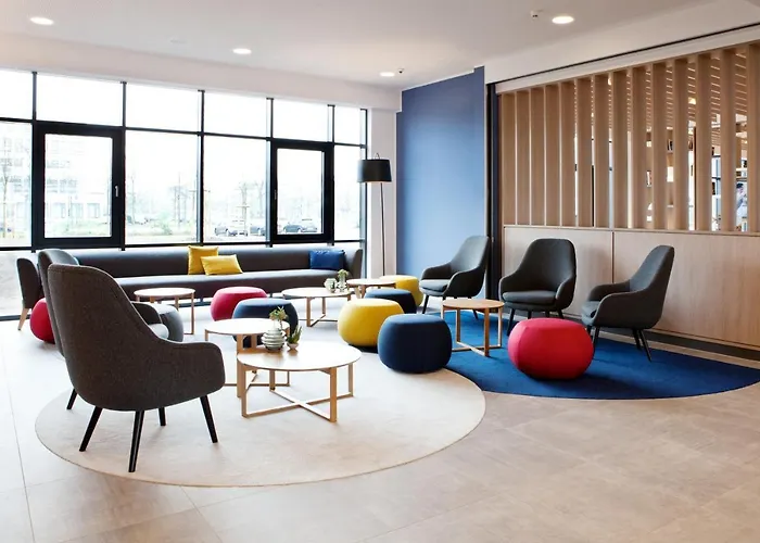 Express - By Ihg فندق 3*