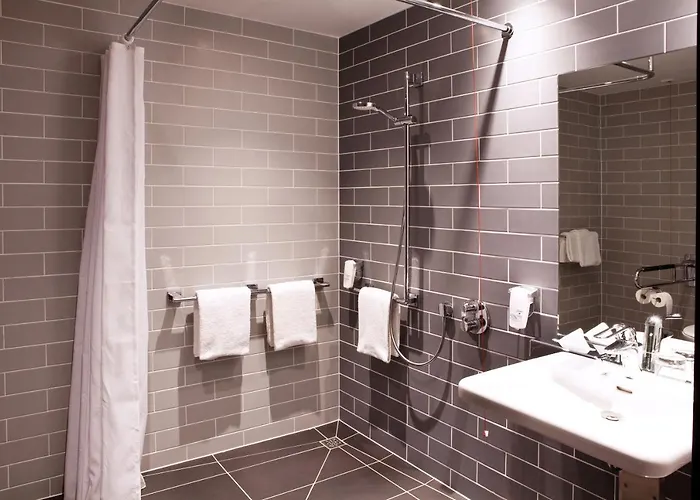 Express - By Ihg Hotel